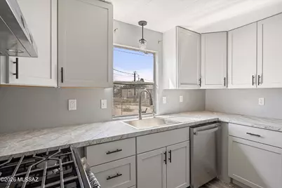 917 W Siglo Place, Tucson, AZ 85705 - Photo 14