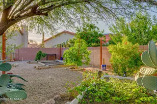 8846 N Willeta Dr, Tucson, AZ 85743 - Photo 40