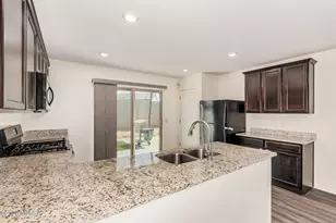 6033 S Kirtley Dr, Tucson, AZ 85706 - Photo 10