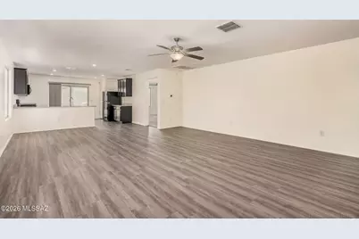 6033 S Kirtley Drive, Tucson, AZ 85706 - Photo 8