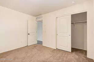 6033 S Kirtley Dr, Tucson, AZ 85706 - Photo 20