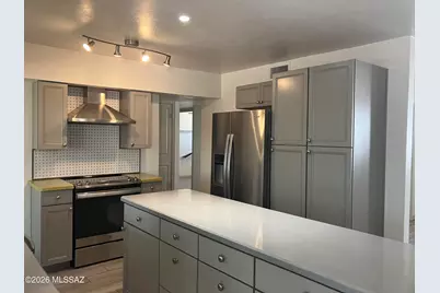 8355 E Cooper Place, Tucson, AZ 85710 - Photo 2