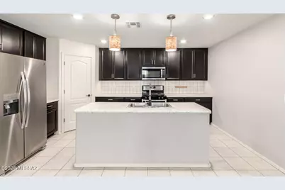 9530 S Trapper Ridge Drive, Tucson, AZ 85747 - Photo 10