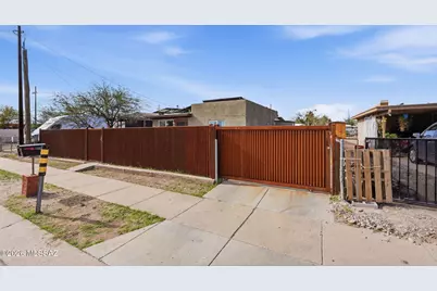 1337 W El Rio Drive, Tucson, AZ 85745 - Photo 6