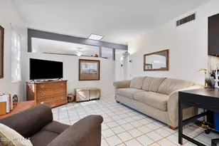 148 W Calle Del Ano, Green Valley, AZ 85614 - Photo 2