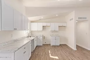 5547 S Meadowlark Ave, Tucson, AZ 85746 - Photo 14