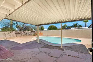 7241 E Pomegranate St, Tucson, AZ 85730 - Photo 4