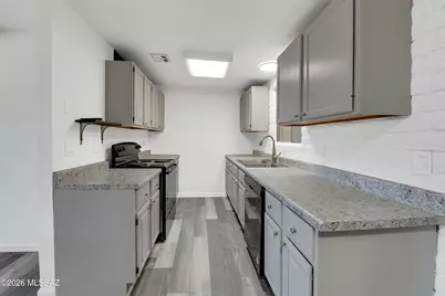 7241 E Pomegranate Street, Tucson, AZ 85730 - Photo 10