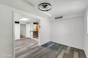7241 E Pomegranate St, Tucson, AZ 85730 - Photo 14