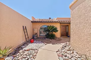 3100 S Via Del Tirol, Green Valley, AZ 85622 - Photo 2