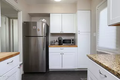 1909 E 8th Street, Tucson, AZ 85719 - Photo 8