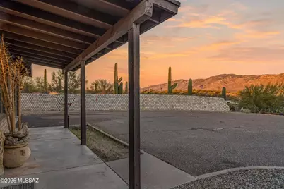 1608 W Placita Montuoso, Tucson, AZ 85737 - Photo 4