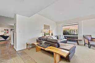 137 S Shadow Creek Pl, Tucson, AZ 85748 - Photo 10