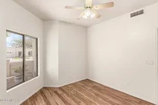 11701 N Pyramid Point Dr, Oro Valley, AZ 85737 - Photo 30