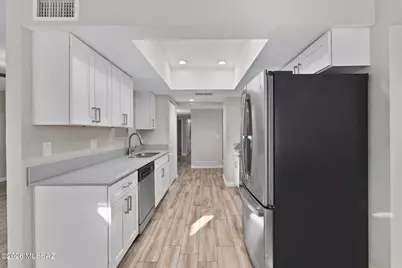 7246 N Casablanca Drive, Tucson, AZ 85704 - Photo 10