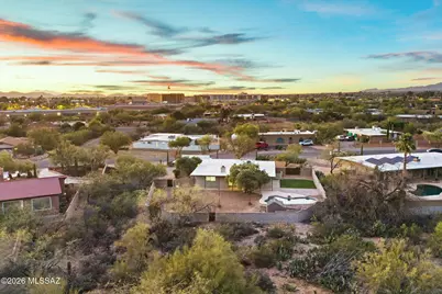 7246 N Casablanca Drive, Tucson, AZ 85704 - Photo 32