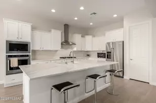 2751 W Plateau Rdg Dr, Oro Valley, AZ 85742 - Photo 20