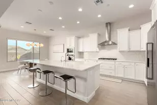 2751 W Plateau Rdg Dr, Oro Valley, AZ 85742 - Photo 16