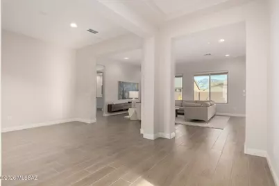2751 W Plateau Ridge Drive, Oro Valley, AZ 85742 - Photo 8