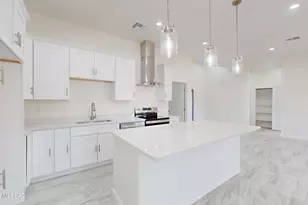 2043 Birch Ct, Rio Rico, AZ 85648 - Photo 6