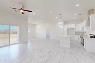 2043 Birch Ct, Rio Rico, AZ 85648 - Photo 8