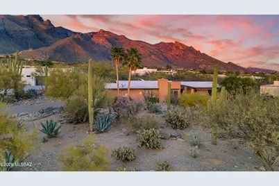 7112 N Chimney Rock Place, Tucson, AZ 85718 - Photo 1