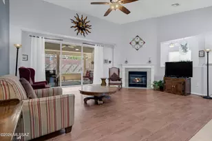 7515 W Suncatcher Dr, Tucson, AZ 85743 - Photo 10