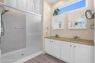 7515 W Suncatcher Drive, Tucson, AZ 85743 - Photo 24