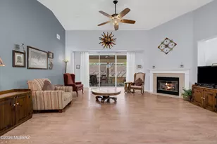 7515 W Suncatcher Dr, Tucson, AZ 85743 - Photo 6