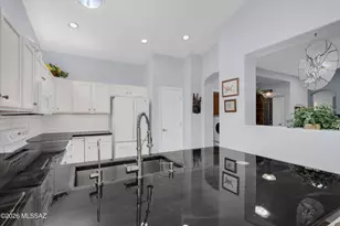 7515 W Suncatcher Dr, Tucson, AZ 85743 - Photo 16