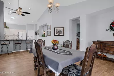 7515 W Suncatcher Drive, Tucson, AZ 85743 - Photo 18