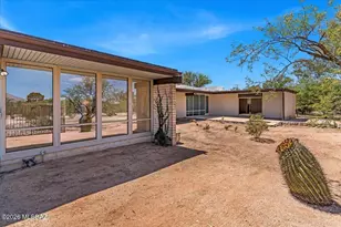 1635 E Kleindale Rd, Tucson, AZ 85719 - Photo 6