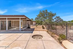1635 E Kleindale Rd, Tucson, AZ 85719 - Photo 2