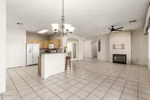 9735 N Wonderock Pl, Tucson, AZ 85743 - Photo 10