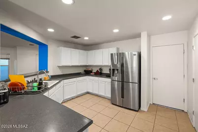 3820 E Sun View Court, Tucson, AZ 85706 - Photo 12