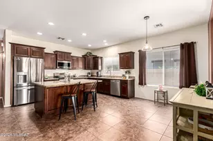 9016 W Hidden Saguaro Trail, Marana, AZ 85653 - Photo 6