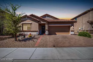 9016 W Hidden Saguaro Trail, Marana, AZ 85653 - Photo 2