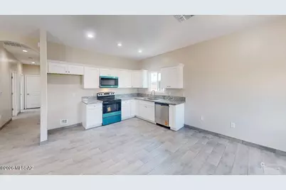 1605 N Yavapai Street #1, Tucson, AZ 85709 - Photo 2