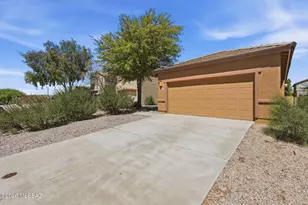 895 E Autumn Harvest Pl, Sahuarita, AZ 85629 - Photo 2