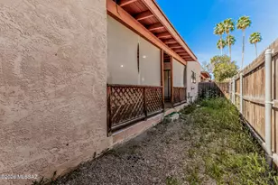 1949 N Swan Rd, Tucson, AZ 85712 - Photo 28