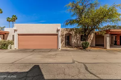 1949 N Swan Road #UNIT 27, Tucson, AZ 85712 - Photo 2