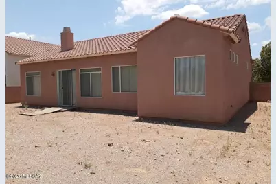 407 Via Capri, Rio Rico, AZ 85648 - Photo 16