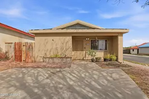 2526 N Balboa Ave, Tucson, AZ 85705 - Photo 1