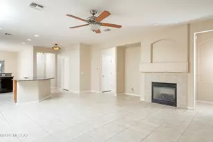 1111 W Montelupo Dr, Oro Valley, AZ 85755 - Photo 12