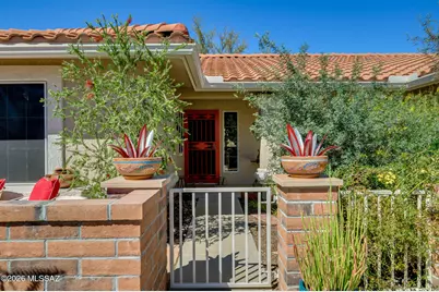 2379 E Nasturtium Street, Oro Valley, AZ 85755 - Photo 1