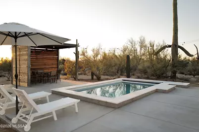 12175 W Dancing Raven Road, Tucson, AZ 85743 - Photo 2