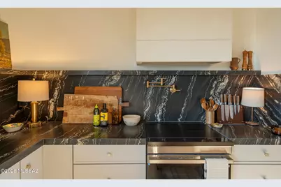 12175 W Dancing Raven Road, Tucson, AZ 85743 - Photo 16