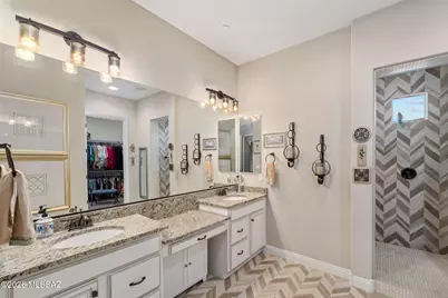 2431 N Wychwood Court, Tucson, AZ 85749 - Photo 14