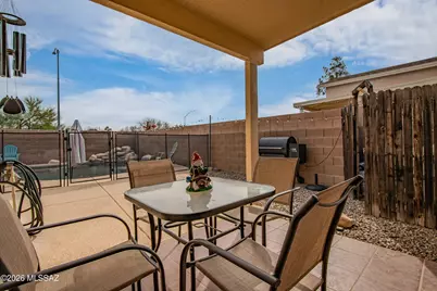 7677 S Meadow Spring Way, Tucson, AZ 85747 - Photo 8
