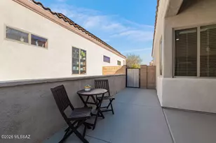 351 E Calle Nacrita, Green Valley, AZ 85614 - Photo 6
